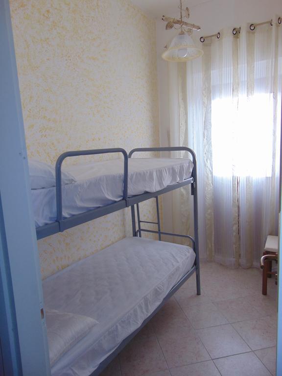 Appartamenti Budoni Exterior foto