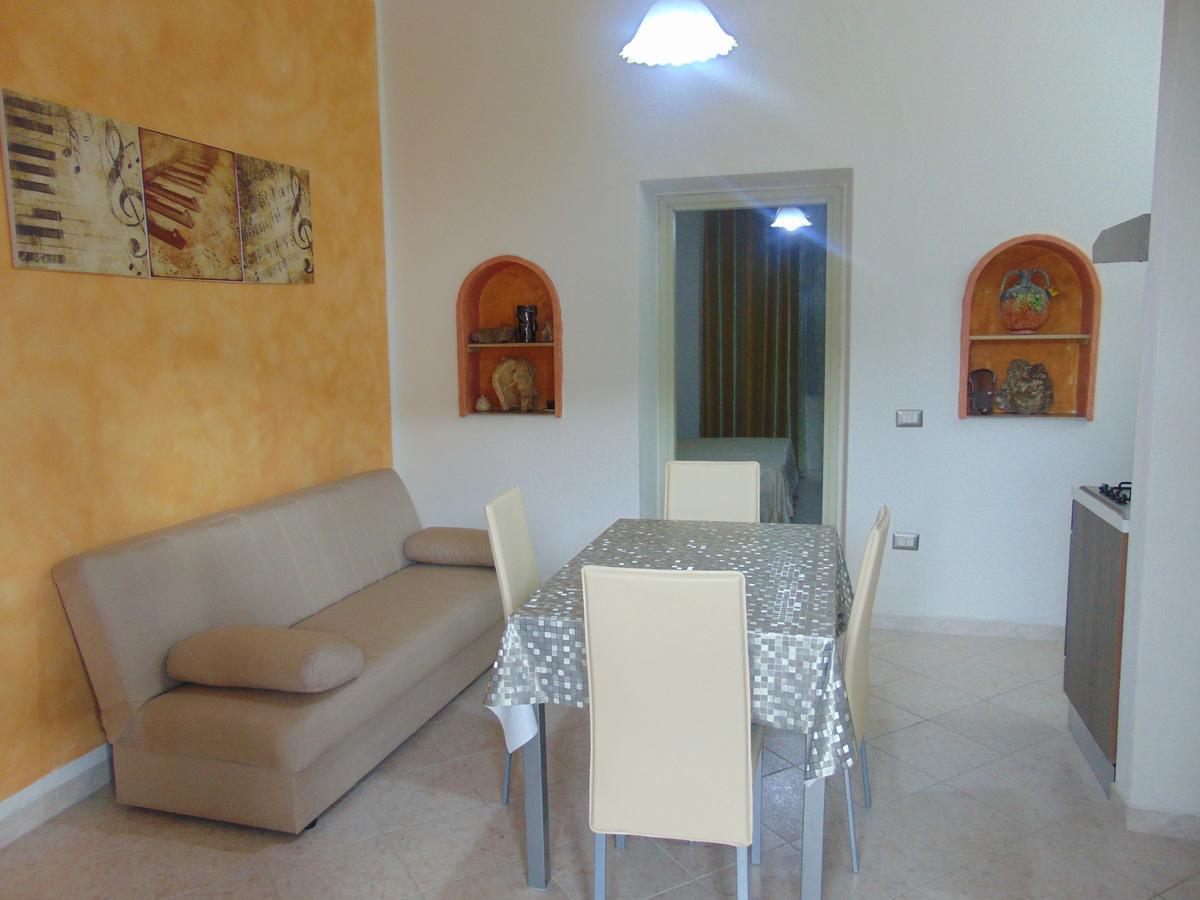 Appartamenti Budoni Exterior foto